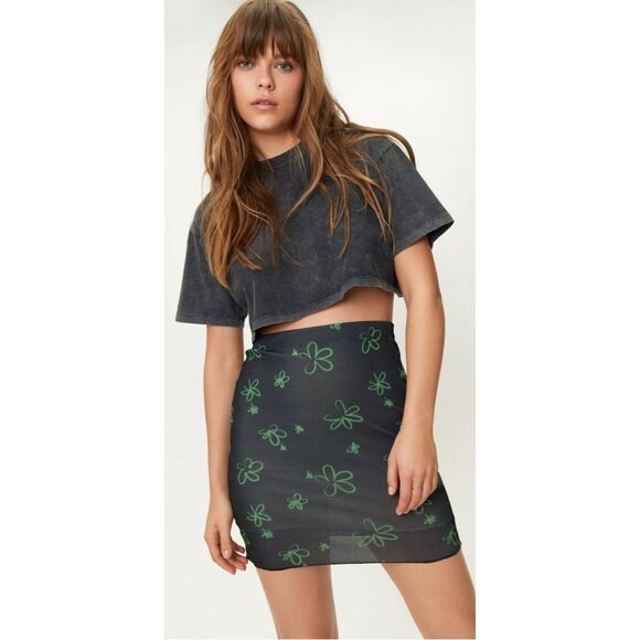 Nasty Gal Womens US 4 Black Mesh Graffit Floral Print Mini Skirt NWT - Picture 2 of 11